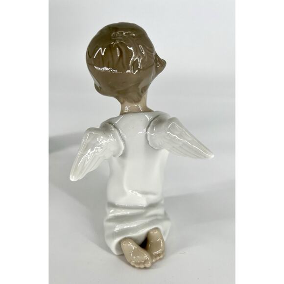 Lladro Figurines "Angel Praying" #4538 & “Girl Holding Rooster” #4677 No Box - Picture 4 of 14